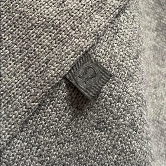 lululemon fleece & thank you pullover 8 - Picture 5 of 10